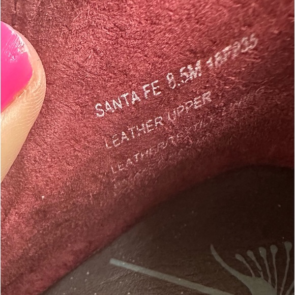 OTBT Santa Fe New Red booties size 8.5 - Picture 11 of 11